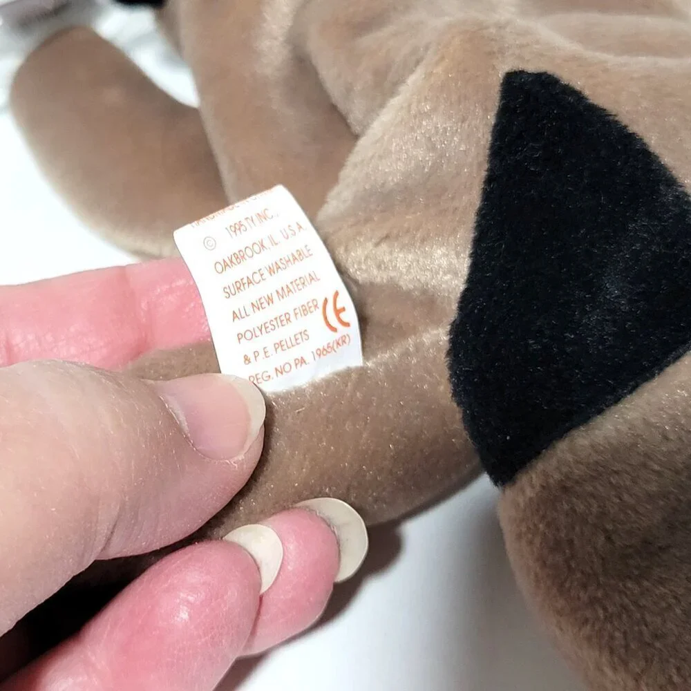 TY Beanie Baby Ringo the Racoon NWT 1995 Retired